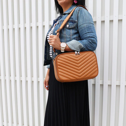 Go Nappy Clutch | Tan