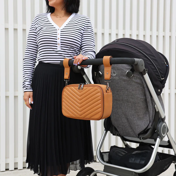 Go Nappy Clutch | Tan